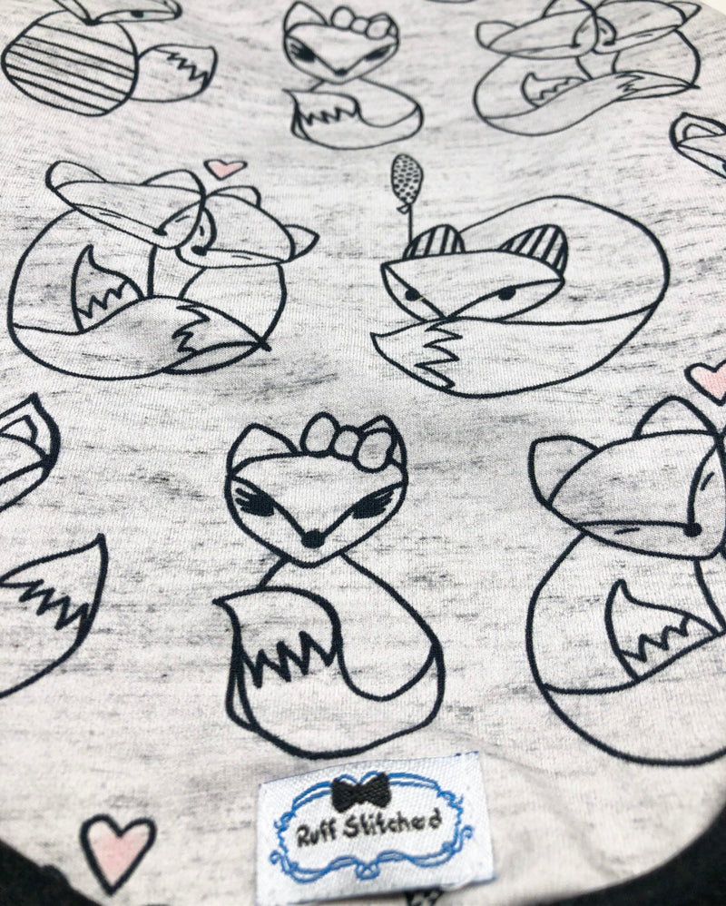 T-Shirt - Hey Foxy - Ruff Stitched